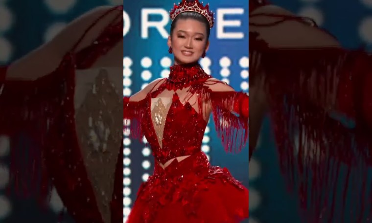 71st Miss Universe National Costume for Miss Universe Canada 71st Miss Universe National Costume for Miss Universe Canada