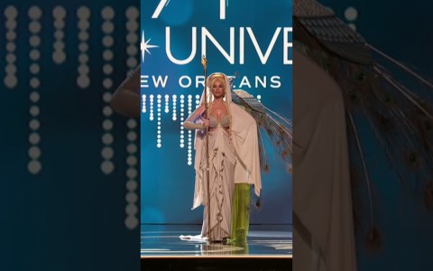 Miss Universe Greece National Costume (71st MISS UNIVERSE) Miss Universe Greece National Costume (71st MISS UNIVERSE)
