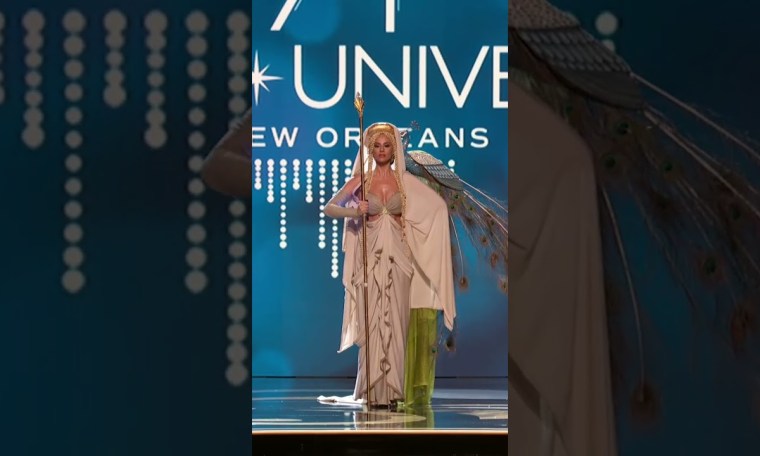 Miss Universe Greece National Costume (71st MISS UNIVERSE) Miss Universe Greece National Costume (71st MISS UNIVERSE)