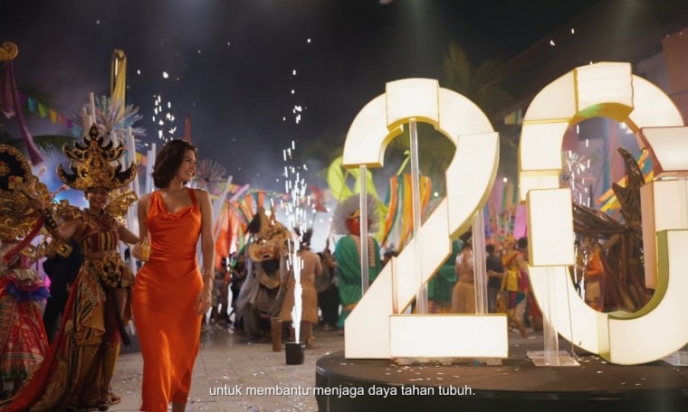 YOU.C1000 Vitamin Drink TVC “20th Anniversary” with Sheynnis Palacios, Miss Universe 2023 YOU.C1000 Vitamin Drink TVC “20th Anniversary” with Sheynnis Palacios, Miss Universe 2023