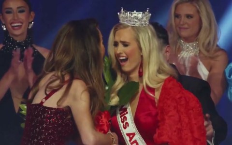 History-Making Victory: US Air Force Officer Crowned Miss America 2024! #missamericana #MadisonMarsh History-Making Victory: US Air Force Officer Crowned Miss America 2024! #missamericana #MadisonMarsh