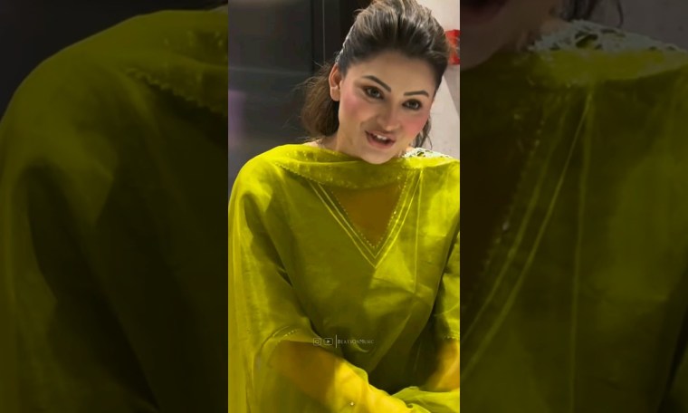 Miss Universe Urvashi Rautela 2012 | Exuding Elegance in Traditional Attire | The Epitome of Beauty #missuniverse #model #love Miss Universe Urvashi Rautela 2012 | Exuding Elegance in Traditional Attire | The Epitome of Beauty #missuniverse #model #love