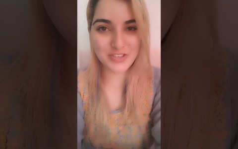 An extraordinary journey with Saira Khan, a 21-year-old student from Paradise on Earth, Kashmir! An extraordinary journey with Saira Khan, a 21-year-old student from Paradise on Earth, Kashmir!