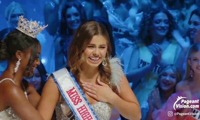 2023 Miss High School America Crowning Moment – Kate Ward 2023 Miss High School America Crowning Moment – Kate Ward