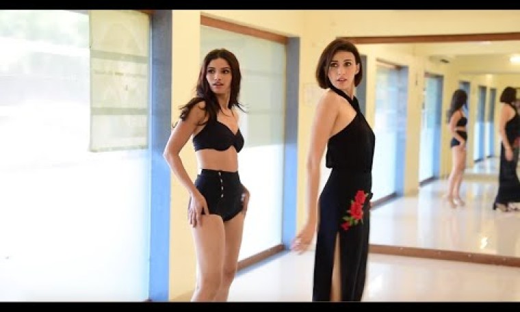Vartika Singh's rampwalk training for Miss Universe 2019 with Alesia Raut Vartika Singh's rampwalk training for Miss Universe 2019 with Alesia Raut