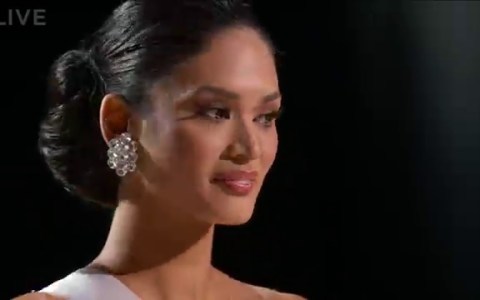 MISS UNIVERSE 2015 – Crowning Moment – Pageant Biggest Mistake Ever. HD MISS UNIVERSE 2015 – Crowning Moment – Pageant Biggest Mistake Ever. HD