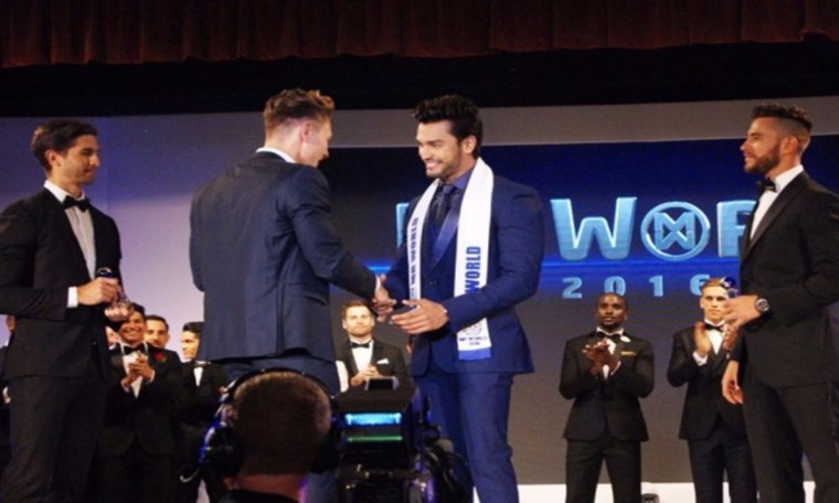 Watch Mr World 2016 Rohit Khandelwal's Crowning Moment Watch Mr World 2016 Rohit Khandelwal's Crowning Moment