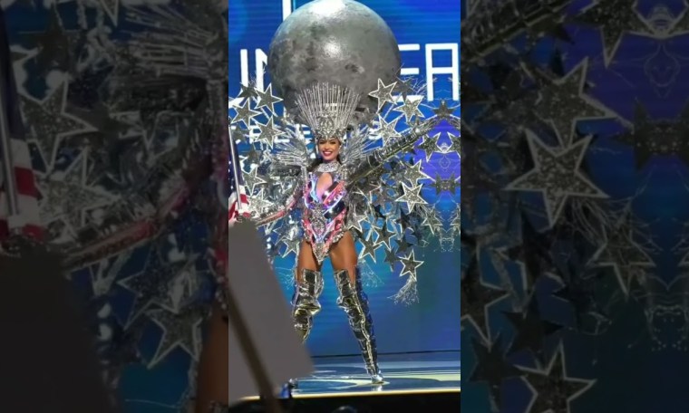 American Wins Miss Universe Title as Russians Face Hateful Attacks American Wins Miss Universe Title as Russians Face Hateful Attacks