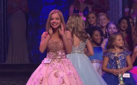 Crowning: Preteen Miss Princess of America 2018 Crowning: Preteen Miss Princess of America 2018