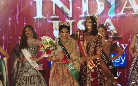 Miss/Mrs/Teen India USA 2022 grand finale took place on August 5th at Royal Albert’s Palace Miss/Mrs/Teen India USA 2022 grand finale took place on August 5th at Royal Albert’s Palace
