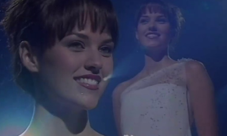 2000 Miss Universe: Final 3 Questions 2000 Miss Universe: Final 3 Questions