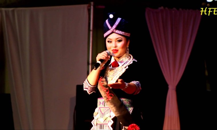 Maiv Ntxhais Vwj Intro – Fresno Hmong International New Year 2014-2015 Pageant Maiv Ntxhais Vwj Intro – Fresno Hmong International New Year 2014-2015 Pageant