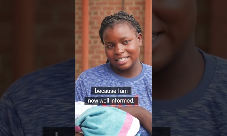Helping Teen Moms with Health and Community in Zimbabwe Helping Teen Moms with Health and Community in Zimbabwe