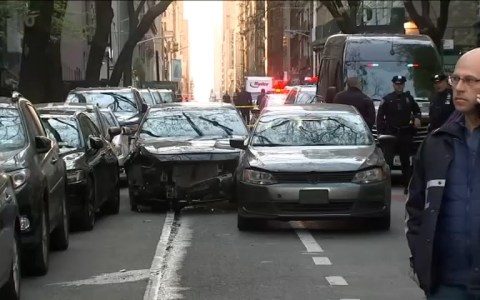 NYPD officer injured after driver flees traffic stop 3 times NYPD officer injured after driver flees traffic stop 3 times