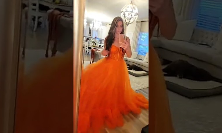 STYLING TULLE DRESS – WEDDING PREP /BEAUTY PAGEANT OUTFIT / MODELLING DRESS INSPO STYLING TULLE DRESS – WEDDING PREP /BEAUTY PAGEANT OUTFIT / MODELLING DRESS INSPO