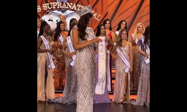 Jihane Almira Chedid Indonesia Borong Penghargaan di Ajang Miss Supranational 2021 Jihane Almira Chedid Indonesia Borong Penghargaan di Ajang Miss Supranational 2021