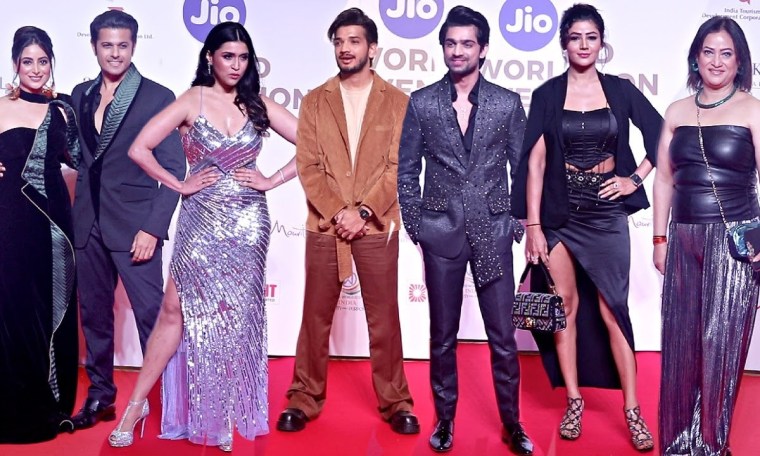 Mannara Chopra, Munawar Faruqui, Abhishek Kumar, Neil & Aishwarya At 71st Miss World Event | BB17 Mannara Chopra, Munawar Faruqui, Abhishek Kumar, Neil & Aishwarya At 71st Miss World Event | BB17