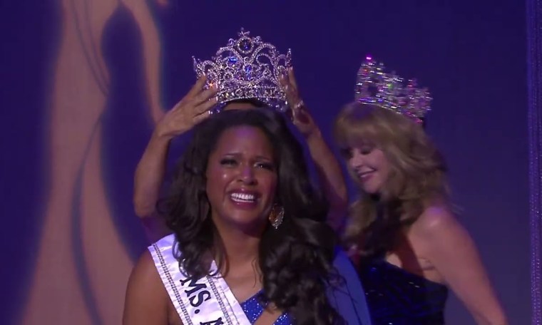2022 Ms. America Pageant – Crowning of MS. AMERICA 2022 – Athena Fleming and Top 5 Finalists 2022 Ms. America Pageant – Crowning of MS. AMERICA 2022 – Athena Fleming and Top 5 Finalists