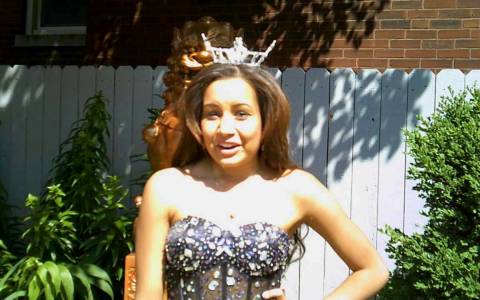 Pageant Tip: How to Keep your Crown On Pageant Tip: How to Keep your Crown On