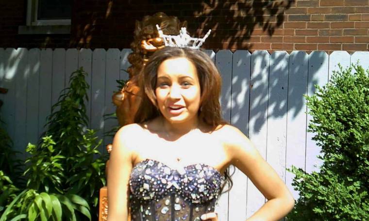 Pageant Tip: How to Keep your Crown On Pageant Tip: How to Keep your Crown On