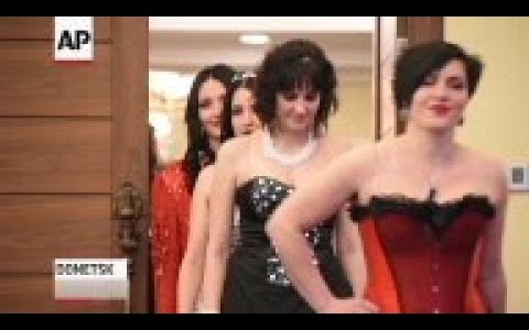 Female rebel fighters participated in a beauty pageant on Saturday in the rebel-held city of Donetsk Female rebel fighters participated in a beauty pageant on Saturday in the rebel-held city of Donetsk