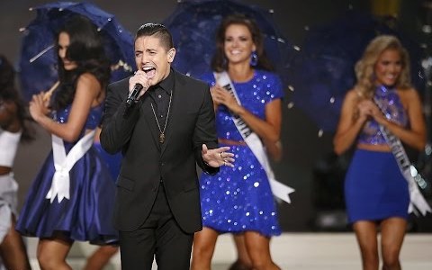 Stefano Langone – Miss USA 2015 Stefano Langone – Miss USA 2015