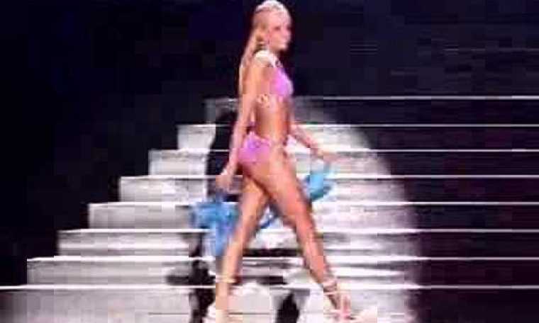 Miss Teen USA 2006 Swimsuit prelims – Connecticut Miss Teen USA 2006 Swimsuit prelims – Connecticut
