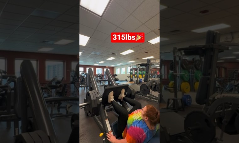 Pageant Prep: lunchtime workout #pageantprep #missamerica #missamericafit #legpress #legpressmachine Pageant Prep: lunchtime workout #pageantprep #missamerica #missamericafit #legpress #legpressmachine