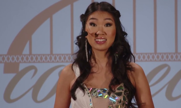 Turning trash into fashion | Elizabeth Tran | TEDxEustis Turning trash into fashion | Elizabeth Tran | TEDxEustis