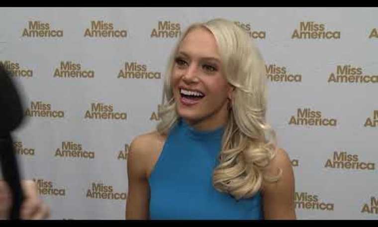Miss Alabama Lindsay Fincher at 2023 Miss America pageant Miss Alabama Lindsay Fincher at 2023 Miss America pageant