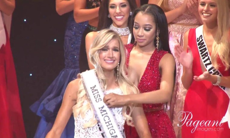 Crowning of Miss Michigan Teen USA and Miss Michigan USA 2017 Crowning of Miss Michigan Teen USA and Miss Michigan USA 2017