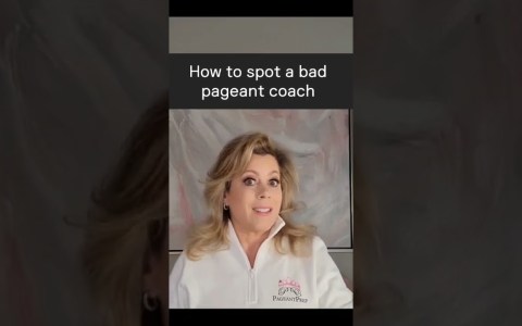 How to Spot a Bad Pageant Coach How to Spot a Bad Pageant Coach