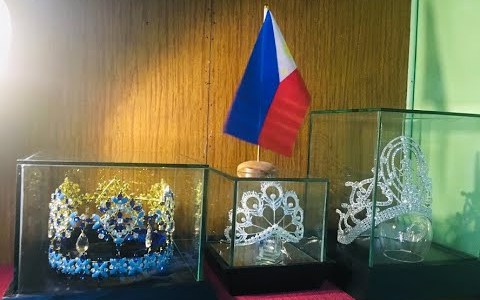 Miss Universe & Miss World Crown Collections of Alexyz Arcilla Miss Universe & Miss World Crown Collections of Alexyz Arcilla
