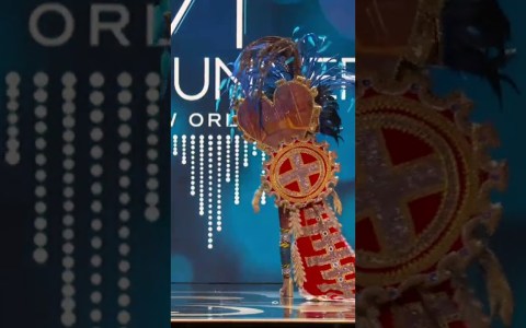 National Costume of Miss Universe Panama at the 71st Miss Universe Pageant National Costume of Miss Universe Panama at the 71st Miss Universe Pageant