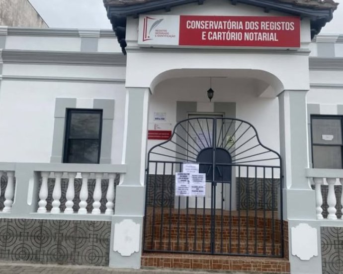 Brava Civil Registry Strike Sparks Clash Over Minimum Service Compliance Brava Civil Registry Strike Sparks Clash Over Minimum Service Compliance