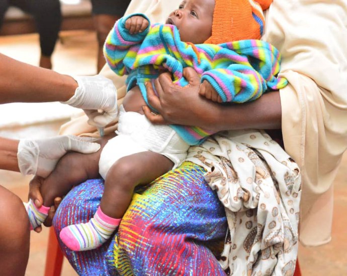 Photo credit: www.gavi.org Nigeria Receives Gavi-Funded Meningococcal Vaccines to Combat Deadly Outbreak