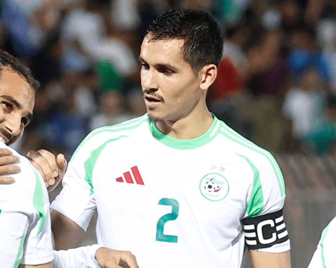 Mandi on Mahrez’s Leadership and AFCON’s Future: Algeria’s Veteran Defender Provides Crucial Insights Ahead of Burkina Faso Clash Mandi on Mahrez’s Leadership and AFCON’s Future: Algeria’s Veteran Defender Provides Crucial Insights Ahead of Burkina Faso Clash