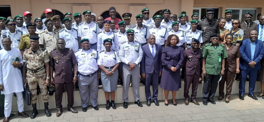 Photo credit: www.ecowas.int interconnected transit goods management ...
