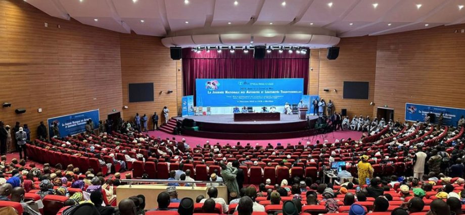 Mali’s Traditional Leaders: A Symbolic Step Towards Peace, But a Long Road Ahead Mali’s Traditional Leaders: A Symbolic Step Towards Peace, But a Long Road Ahead