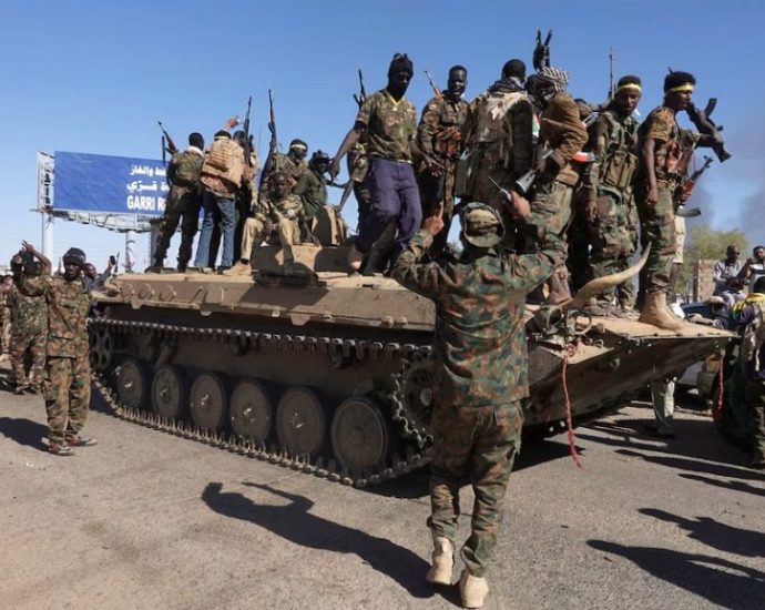 FACTS CHECKED ON: Sudan’s army claims latest major victory, taking Omdurman’s key market FACTS CHECKED ON: Sudan’s army claims latest major victory, taking Omdurman’s key market