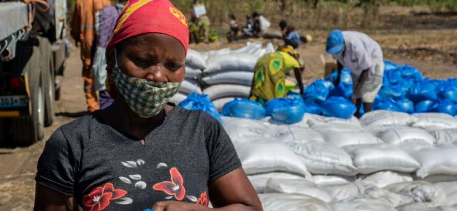 Photo credit: www.wfp.org Escalating Violence in Mozambique: Naparama Militia Surrenders After Clashes