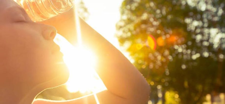 Weekend Weather Alert: Navigating Sweltering Heat and Scattered Storms Across Key Provinces Weekend Weather Alert: Navigating Sweltering Heat and Scattered Storms Across Key Provinces