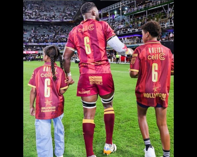 Beyond the Try Line: Siya Kolisi’s Family Day at Sharksfest and the Power of Public Fatherhood Beyond the Try Line: Siya Kolisi’s Family Day at Sharksfest and the Power of Public Fatherhood