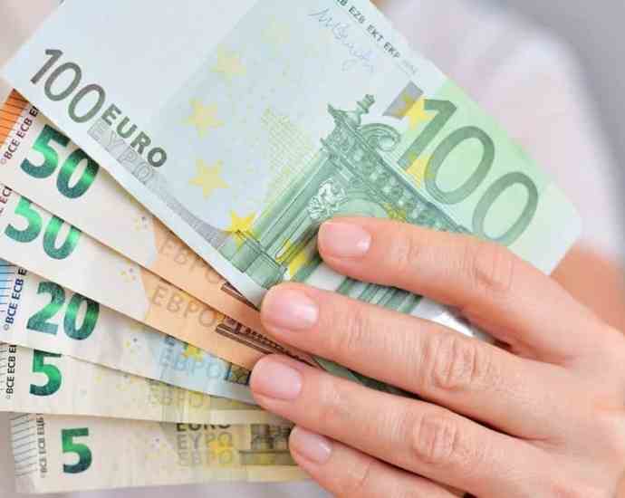 voici les cours de l’euro et du dollar ce samedi 22 novembre voici les cours de l’euro et du dollar ce samedi 22 novembre