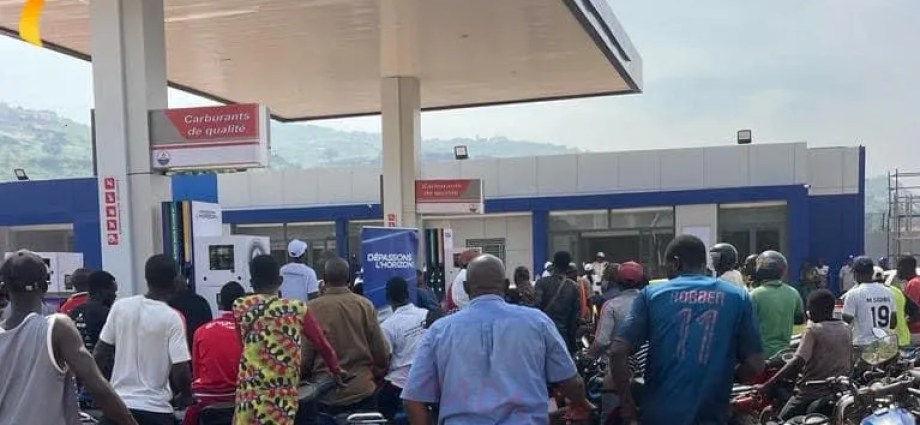Fuel Flows Again in Koulikoro as Tanker Arrival Eases Crippling Shortage Fuel Flows Again in Koulikoro as Tanker Arrival Eases Crippling Shortage