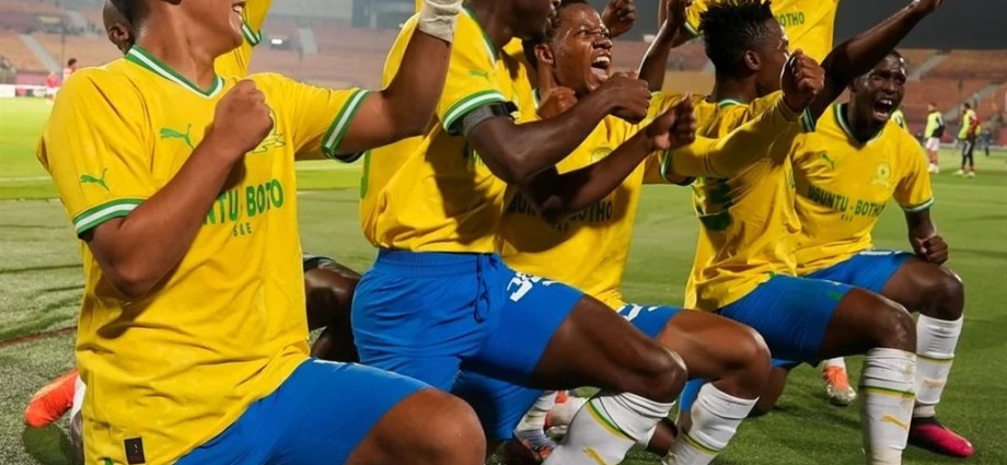 Photo credit: www.snl24.com Mamelodi Sundowns to Face Al Ahly in CAF Champions League Semifinals