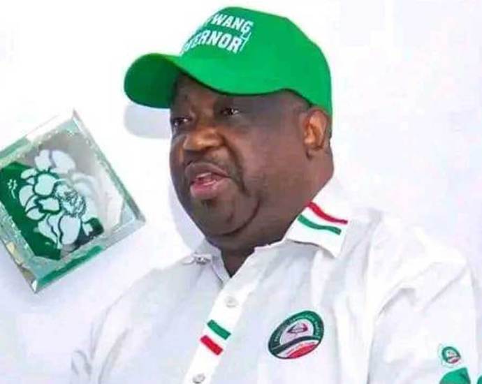 Plateau governor set to dump PDP for APC Plateau governor set to dump PDP for APC