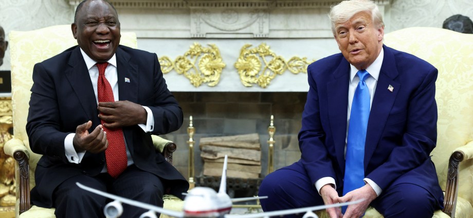 Photo credit: www.reuters.com Trump confronts South Africa's ...