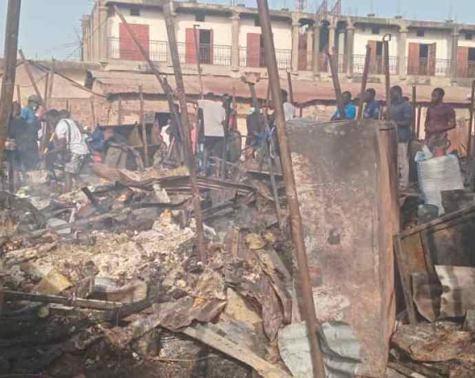 Barrow suggests relocating Serekunda Sandinka after destructive fire outbreak Barrow suggests relocating Serekunda Sandinka after destructive fire outbreak