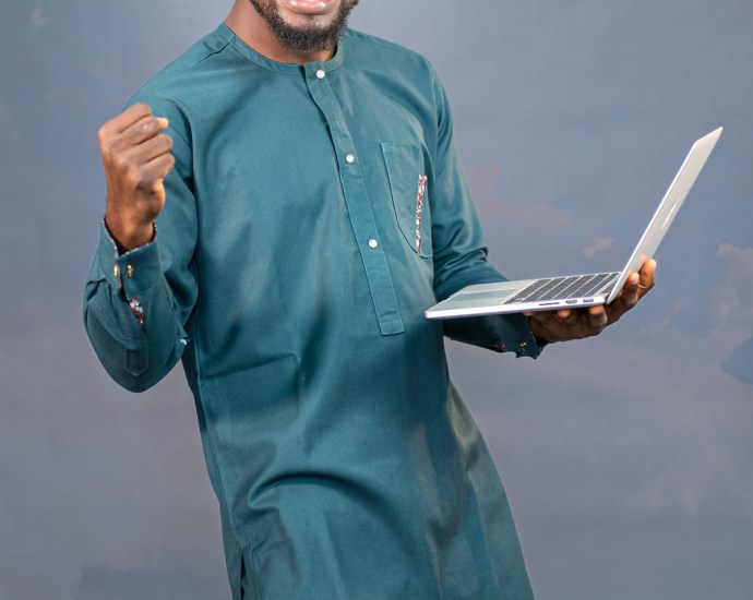 Bello Tobiloba Abdullahi: Empowering Northern Nigerian Youth Through ICT Bello Tobiloba Abdullahi: Empowering Northern Nigerian Youth Through ICT